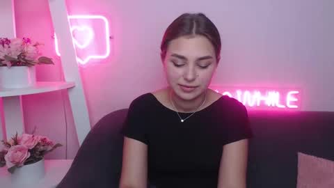 Snapshot of milanaangelas chatting on 01.31.25 milanaangelas online show from 01.31.25