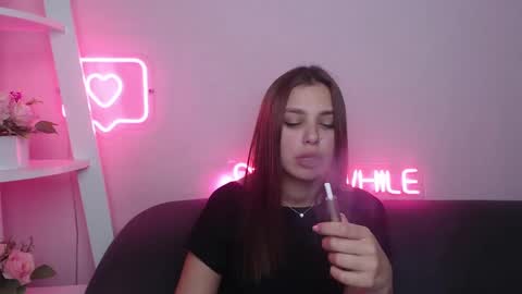 Snapshot of milanaangelas chatting on 02.07.25 milanaangelas online show from 02.07.25