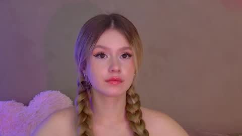 MilanaBalmain online show from 10.08.25