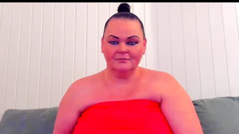 Snapshot of milanabiegert chatting on 01.09.26 Lana online show from 01.09.26