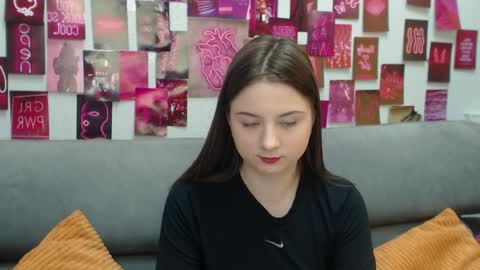 milanaroz online show from 04.09.26