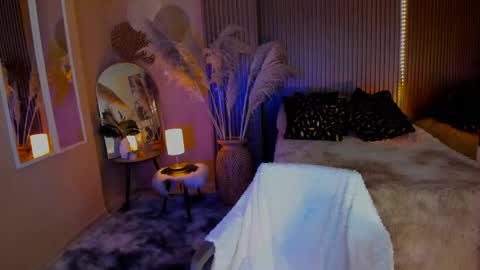 Snapshot of milaniminxx chatting on 01.31.26 aya online show from 01.31.26