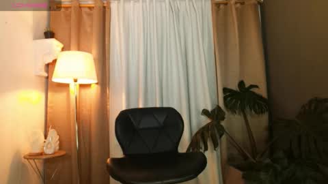 MILAN SANTANA online show from 11.25.25