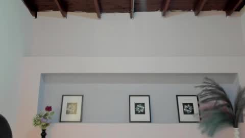 Snapshot of milarose4 chatting on 12.21.24 Mila Rose online show from 12.21.24