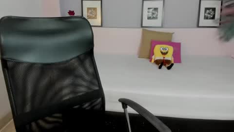 Snapshot of milarose4 chatting on 12.29.24 Mila Rose online show from 12.29.24