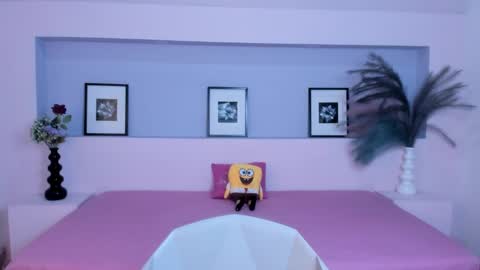 Snapshot of milarose4 chatting on 01.05.25 Mila Rose online show from 01.05.25