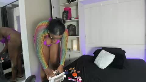 milasantoss online show from 07.08.26