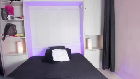 milasantoss online show from 07.10.26