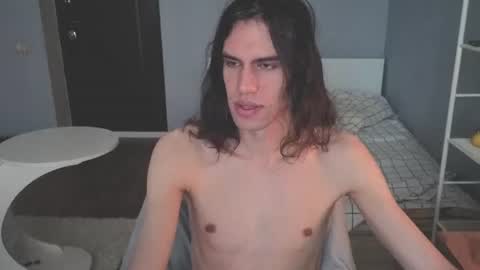 Snapshot of milaslovv chatting on 07.06.26 Mila online show from 07.06.26