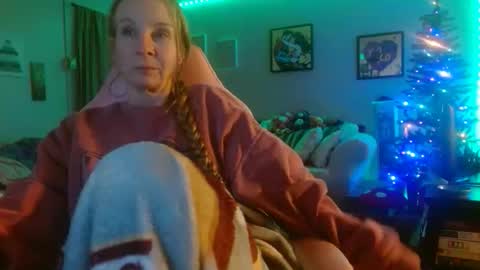 Mila online show from 12.02.25