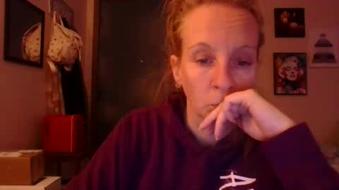 Mila online show from 04.15.26