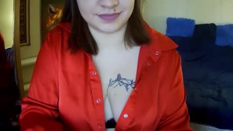 Snapshot of milaxcute chatting on 09.22.25 Milaxcute online show from 09.22.25