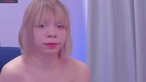 Snapshot of milena_brilliant chatting on 09.30.25 Milena online show from 09.30.25