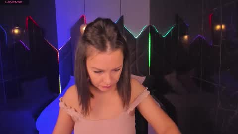 Snapshot of milena_mellow chatting on 10.14.25 Milena online show from 10.14.25