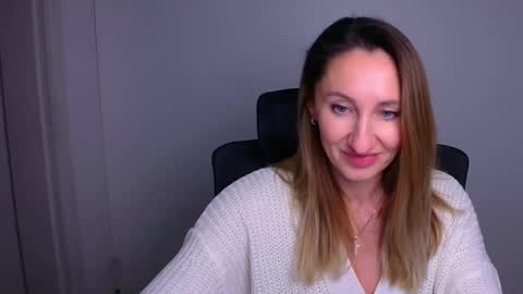 Milena online show from 12.18.25