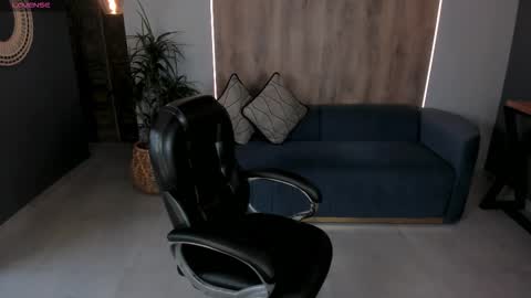 Miley Cruz  IG miley model23 online show from 09.13.25