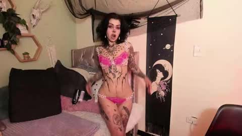 Snapshot of milf_onlyseduction chatting on 02.10.26 Isabella online show from 02.10.26