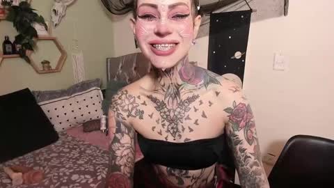 Snapshot of milf_onlyseduction chatting on 02.12.26 Isabella online show from 02.12.26