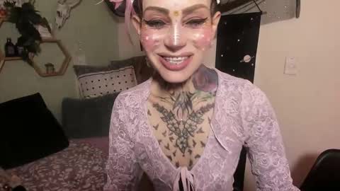 Snapshot of milf_onlyseduction chatting on 02.13.26 Isabella online show from 02.13.26