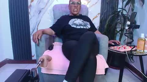  milf sikiu  online show from 04.23.26