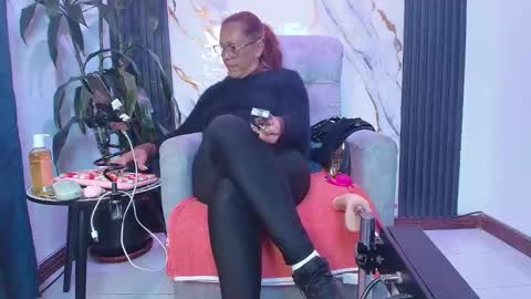  milf sikiu  online show from 04.27.26