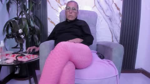  milf sikiu  online show from 05.31.26