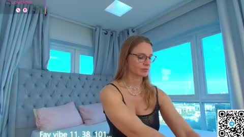 Thea NONUDE in public GMT2 Mon 3-9 AM Wed 3-9 AM Thur 3-9 AM Fri 3-9 AM Sun 3-9 AM. online show from 05.24.26