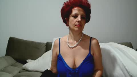 Snapshot of milffsupreme chatting on 01.16.25 Milfsupreme online show from 01.16.25