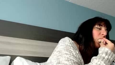 MILF Monee online show from 04.13.26