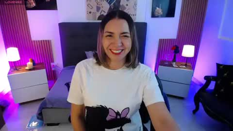 Sara  online show from 06.25.26