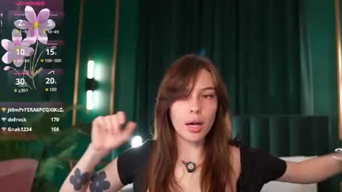 Snapshot of mili_joy chatting on 07.23.26 Mili Jay online show from 07.23.26