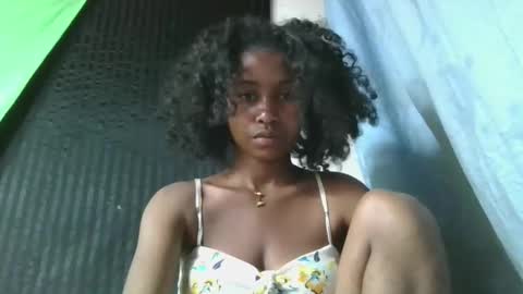 Snapshot of milinasy chatting on 02.18.26 milinasy online show from 02.18.26