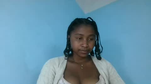 Snapshot of milinasy chatting on 07.16.26 milinasy online show from 07.16.26