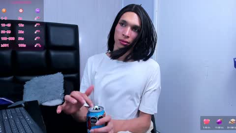 MAX online show from 01.16.25