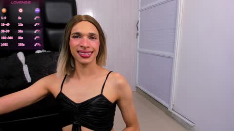 MAX online show from 01.20.25