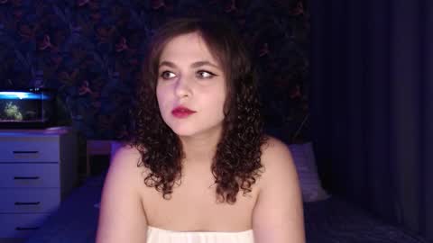 Stella and Neo online show from 09.11.25