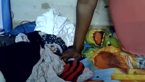 Snapshot of milk_titz chatting on 01.14.25 kinwity online show from 01.14.25