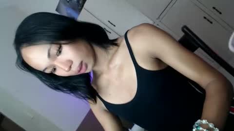 Snapshot of milka_madness chatting on 05.30.26 milka_madness online show from 05.30.26