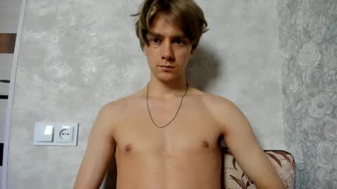 Isaac online show from 06.04.26