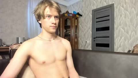 Isaac online show from 06.11.26