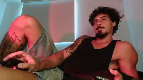 Snapshot of milkoffee chatting on 03.16.26 milkoffee online show from 03.16.26