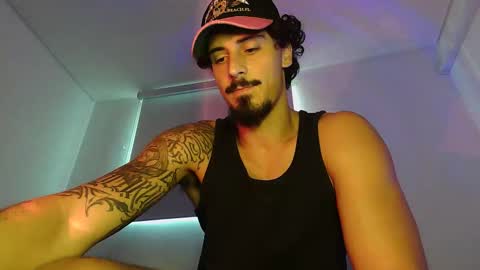 Snapshot of milkoffee chatting on 04.01.26 milkoffee online show from 04.01.26