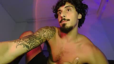 Snapshot of milkoffee chatting on 04.03.26 milkoffee online show from 04.03.26