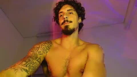 Snapshot of milkoffee chatting on 04.05.26 milkoffee online show from 04.05.26