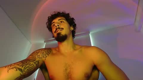 Snapshot of milkoffee chatting on 04.08.26 milkoffee online show from 04.08.26