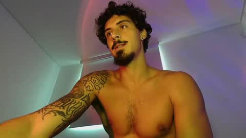 Snapshot of milkoffee chatting on 04.11.26 milkoffee online show from 04.11.26