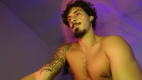 Snapshot of milkoffee chatting on 04.12.26 milkoffee online show from 04.12.26