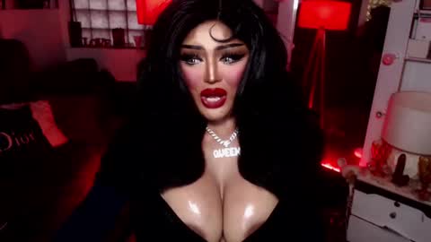 milkshakelavinia online show from 01.08.25