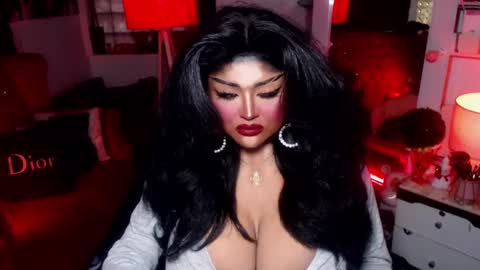 milkshakelavinia online show from 01.22.25