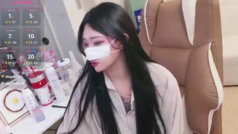 Snapshot of milksola chatting on 07.03.26 milksola online show from 07.03.26